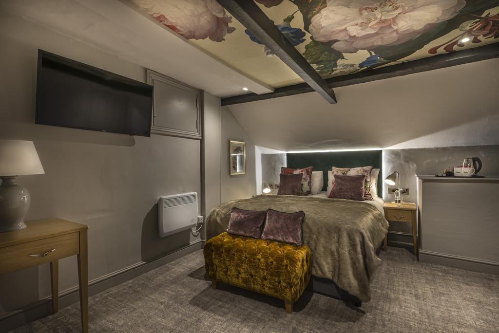 The Three Swans Hotel, Hungerford, Berkshire Eksteriør billede