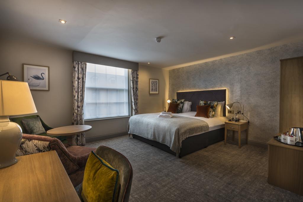 The Three Swans Hotel, Hungerford, Berkshire Eksteriør billede