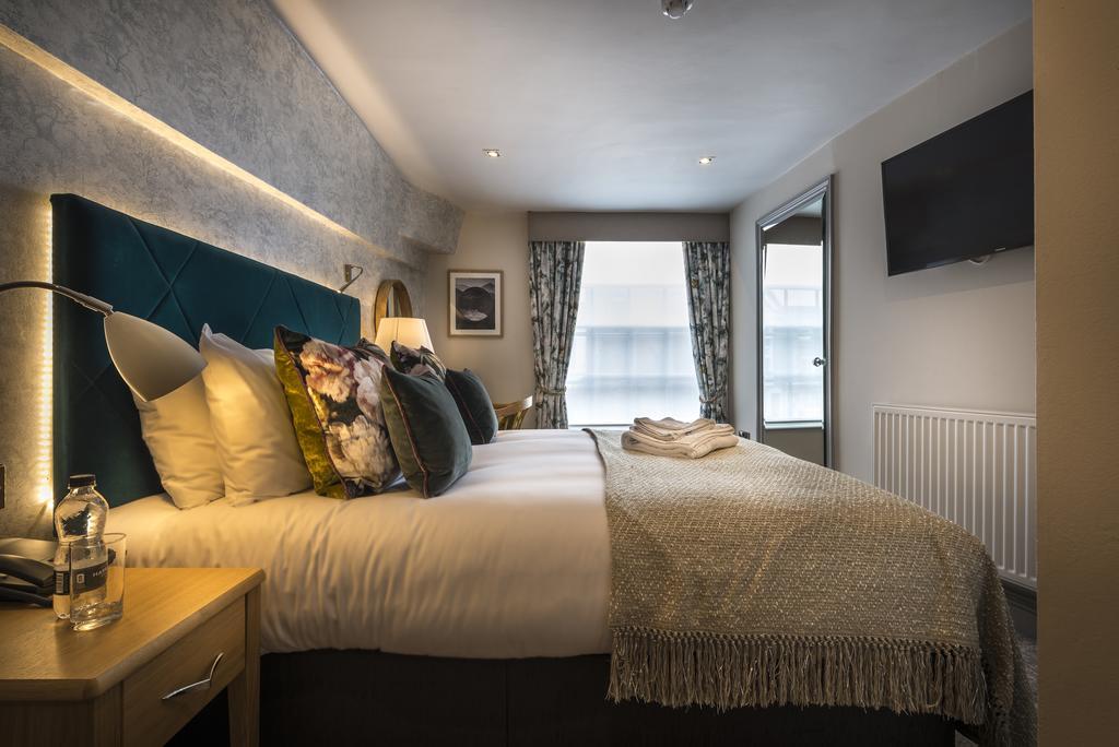 The Three Swans Hotel, Hungerford, Berkshire Eksteriør billede