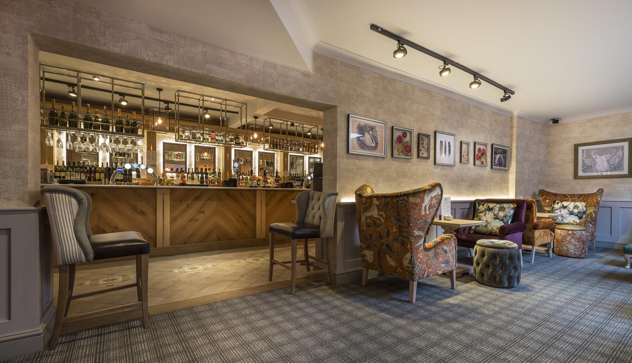 The Three Swans Hotel, Hungerford, Berkshire Eksteriør billede